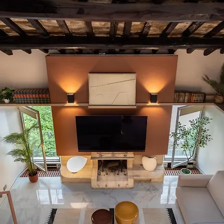 Altiora - Luxury Loft In Trastevere, 아파트 로마