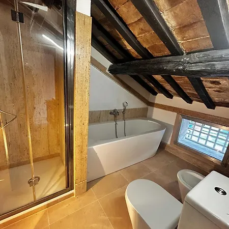 아파트 Altiora - Luxury Loft In Trastevere,